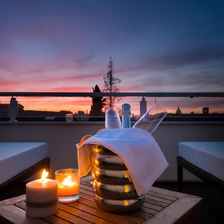 Palazzo Bezzi 4* رافيننا