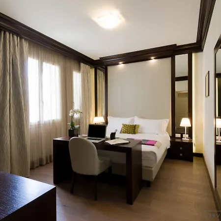 Palazzo Bezzi فندق 4*