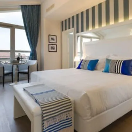 ホテル パラッツォ べッツィ 4*