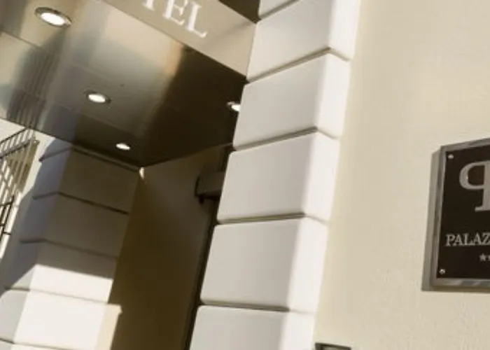 Palazzo Bezzi 4* Rávena